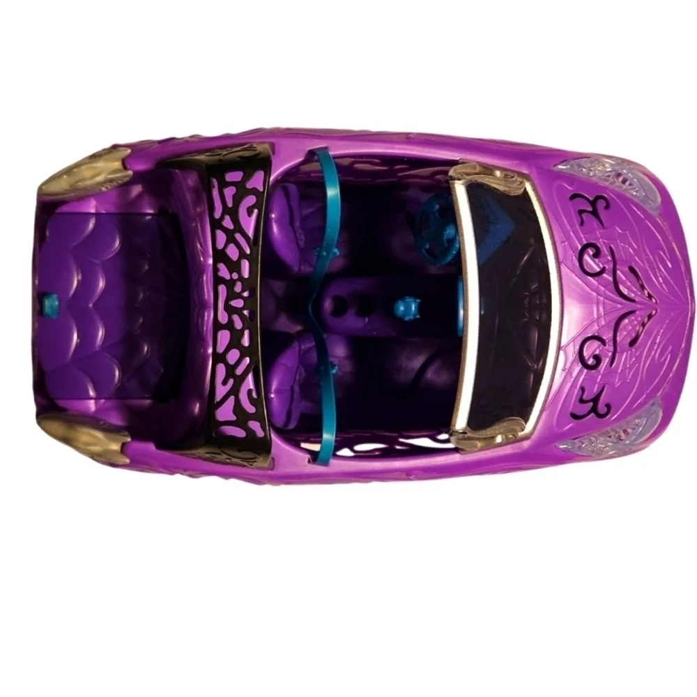 Monster High Scaris City of Frights Convertible